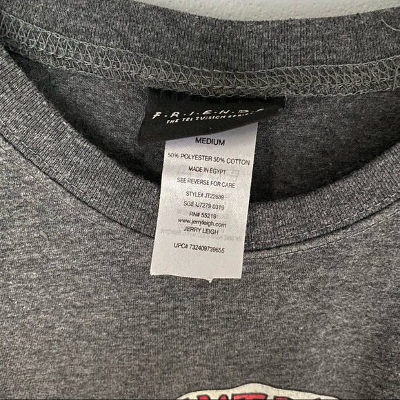 Central Perk Friends Crop Tee - Picture 4 of 4